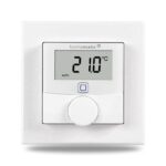 Homematic IP Nástěnný termostat se senzorem vlhkosti a spínaným výstupem 230V – zápustná montáž — HmIP-BWTH