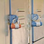 SET Kombinační visací zámek horizontální Master Lock ( balení / 4 blistry)